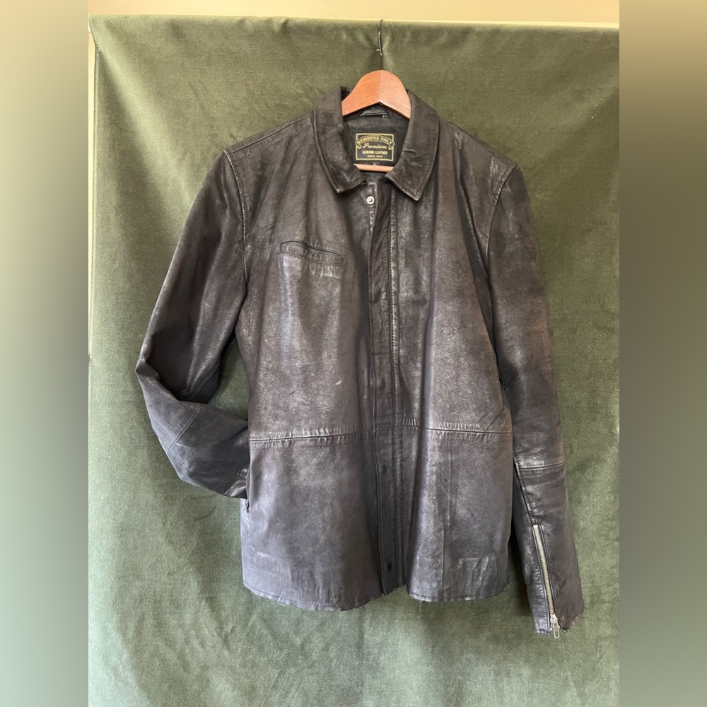 Light Leather Jacket - image 5